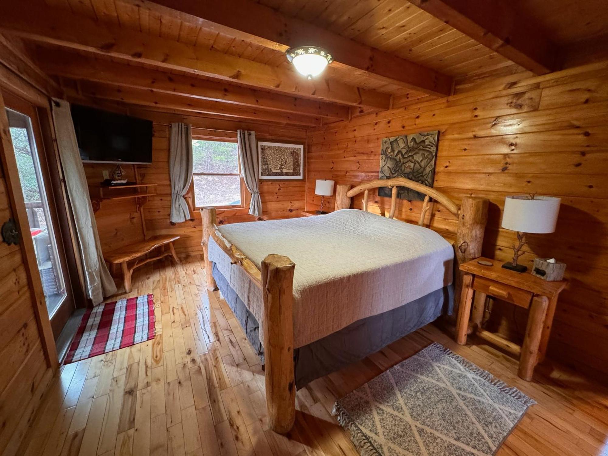 Smoky Paws - Exceptional Cabin, Stunning Mountain Views, Hot Tub, Tranquil, Gigabit Internet, Free L2 Ev พิเจนฟอร์จ ภายนอก รูปภาพ