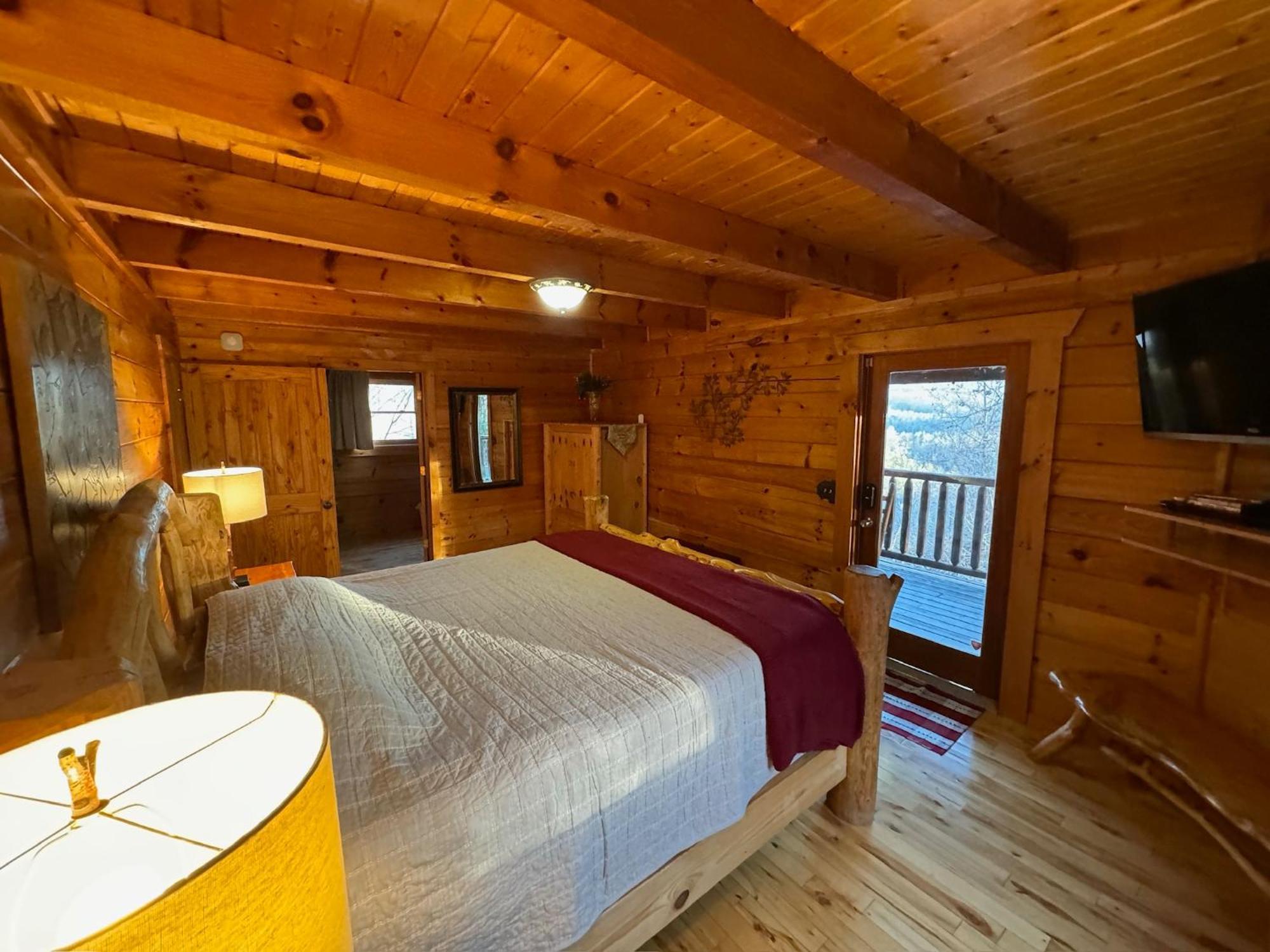 Smoky Paws - Exceptional Cabin, Stunning Mountain Views, Hot Tub, Tranquil, Gigabit Internet, Free L2 Ev พิเจนฟอร์จ ภายนอก รูปภาพ