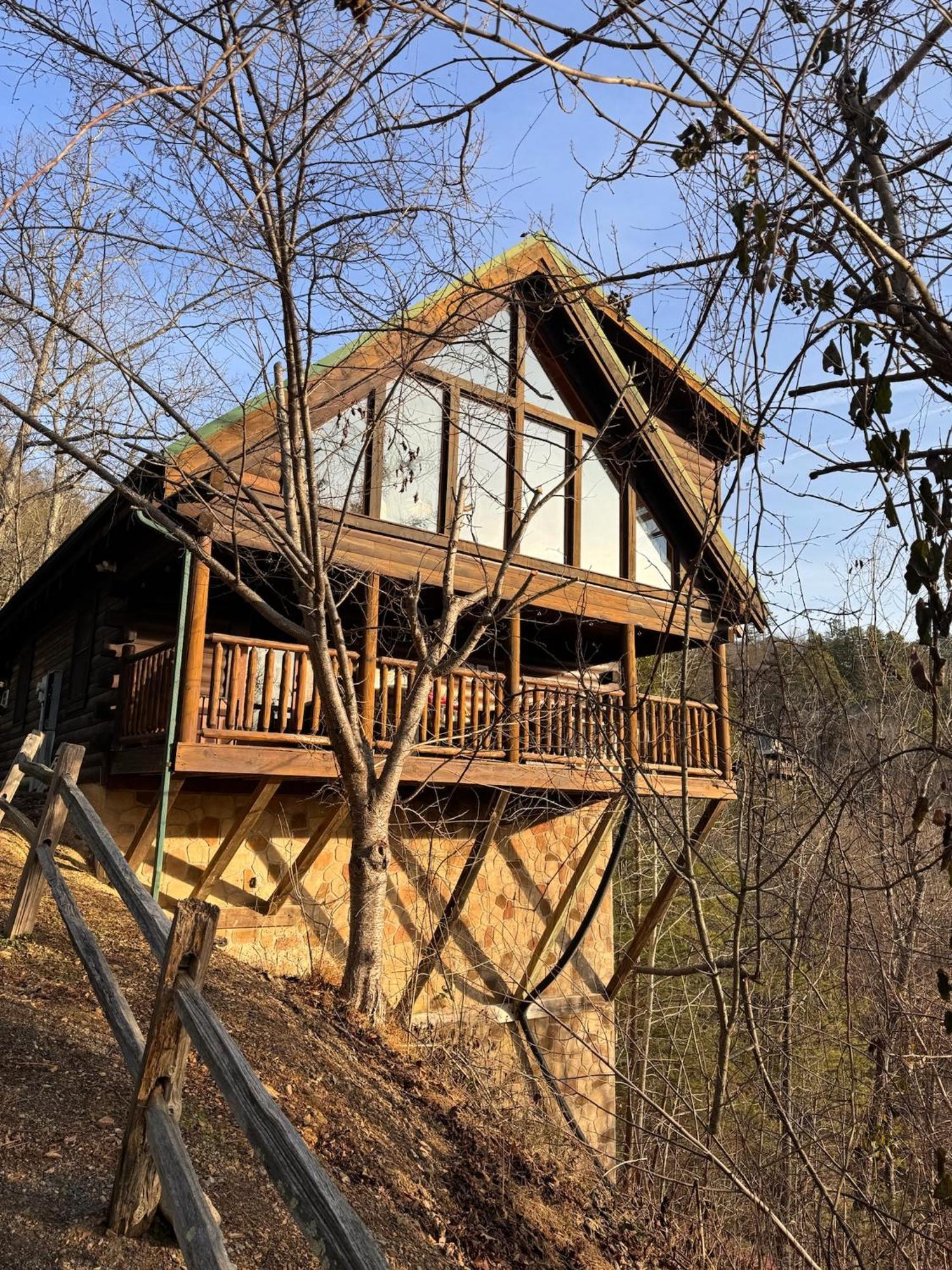 Smoky Paws - Exceptional Cabin, Stunning Mountain Views, Hot Tub, Tranquil, Gigabit Internet, Free L2 Ev พิเจนฟอร์จ ภายนอก รูปภาพ